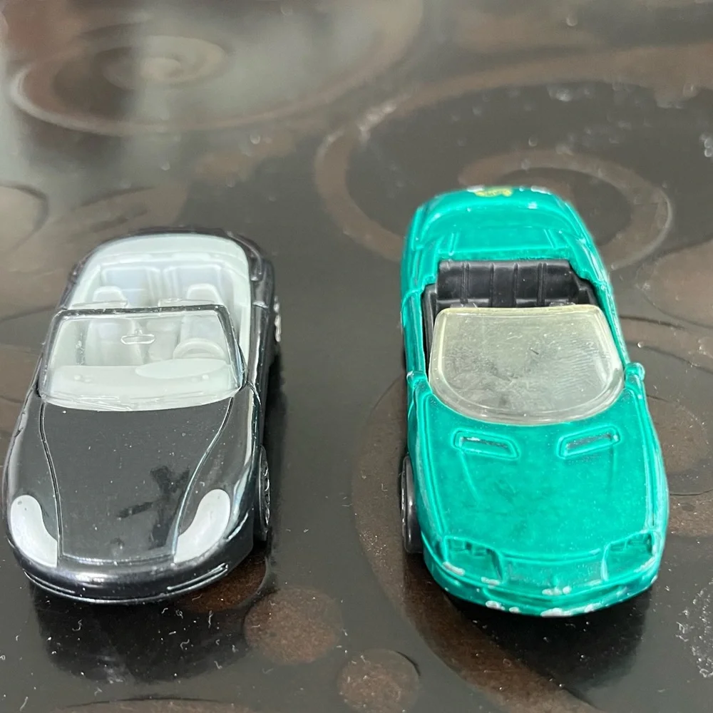 Hot Wheels Luxury Convertibles
